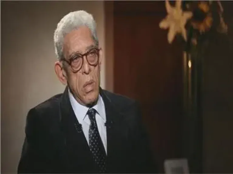 اليوم.. عزاء المخرج داود عبد السيد في كنيسة مارمرقس بمصر الجديدة