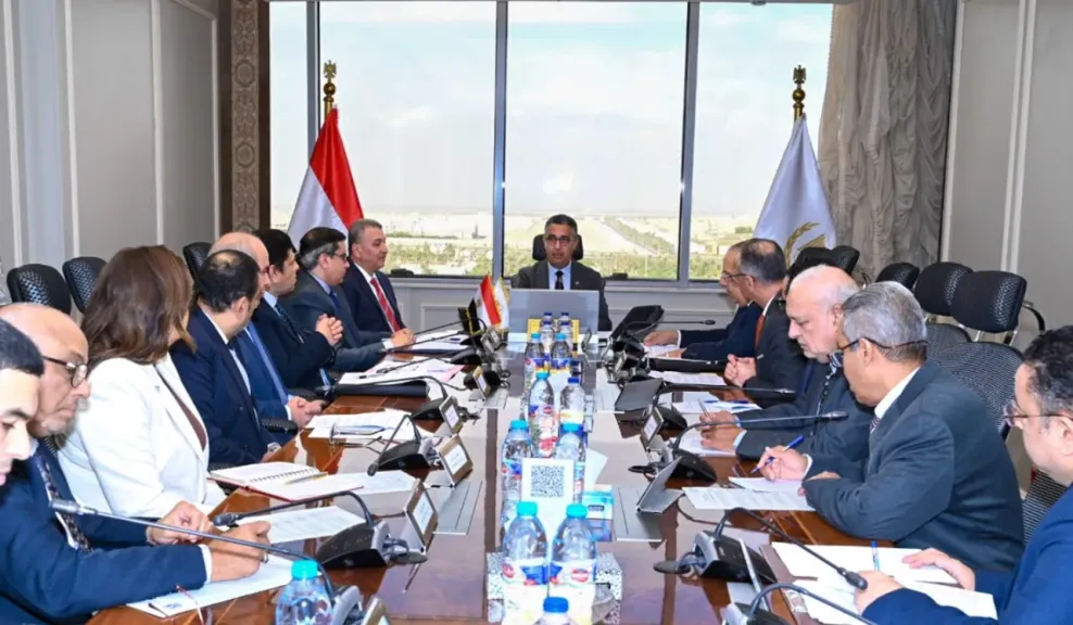 وزير التموين يترأس اجتماع اللجنة العليا للمطاحن لضمان جودة الدقيق وانتظام العمل بمنظومة الطحن