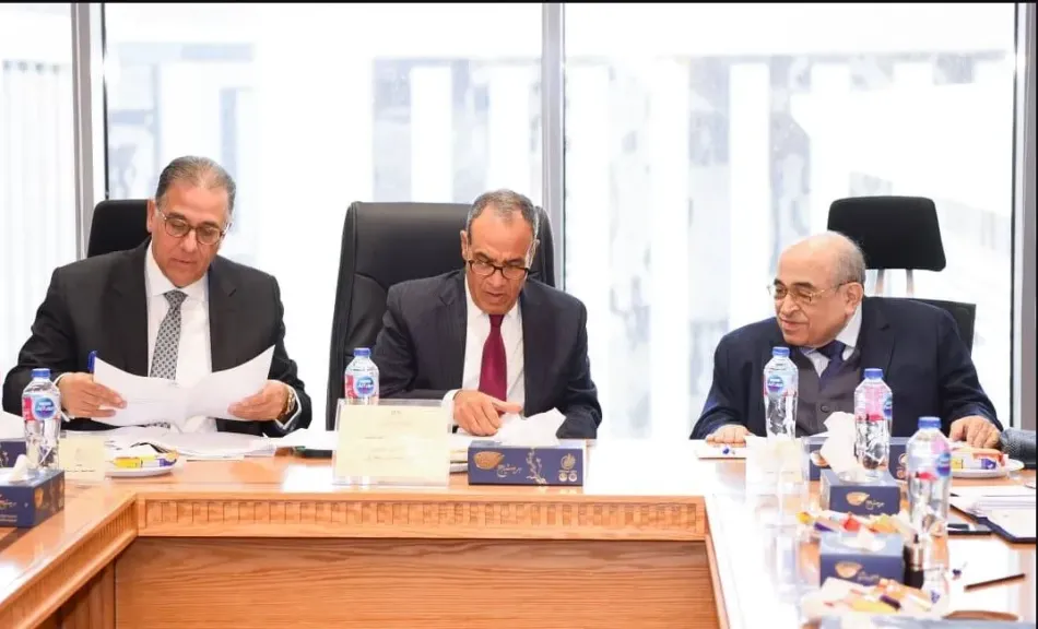 وزير الخارجية يشارك في الاختبار الشفوي للمتقدمين لمسابقة التعيين بوزارة الخارجية|صور