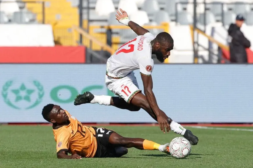 الجزيرة يتعادل مع اتحاد كلباء بالدوري الإماراتي