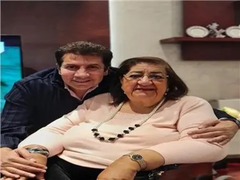 اليوم.. تشييع جثمان والدة الفنان هاني رمزي