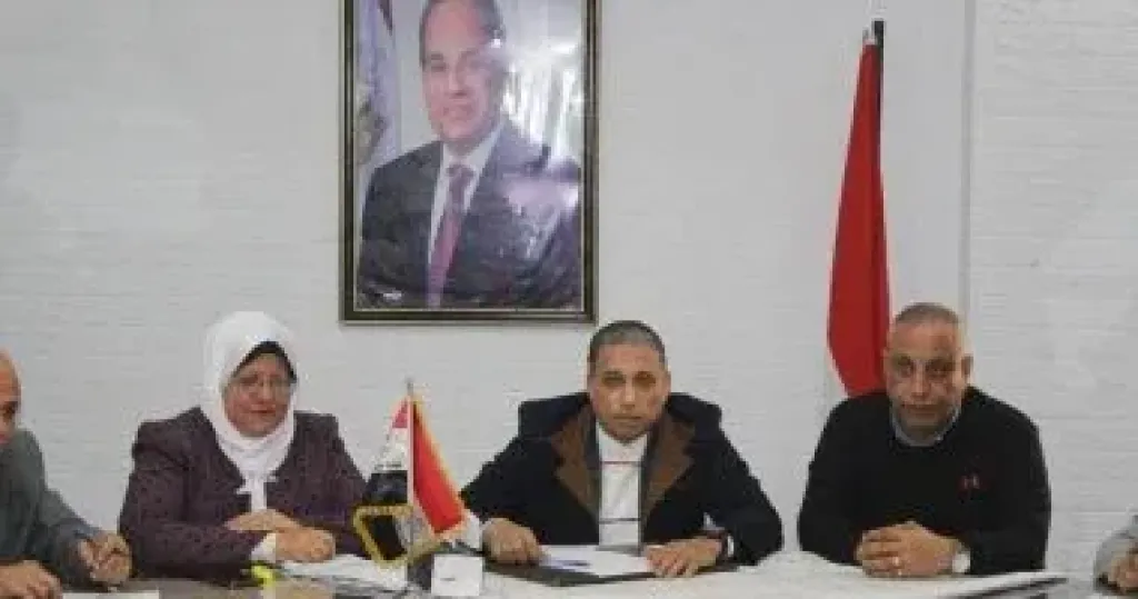 تعليم الجيزة تحذر من اصطحاب الهواتف داخل لجان الامتحانات