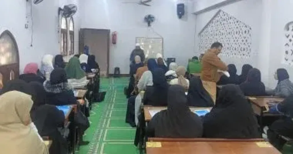 «أوقاف شمال سيناء» توزع الكتب الدراسية مجانًا لطلاب مراكز إعداد المحفظين والمراكز الثقافية