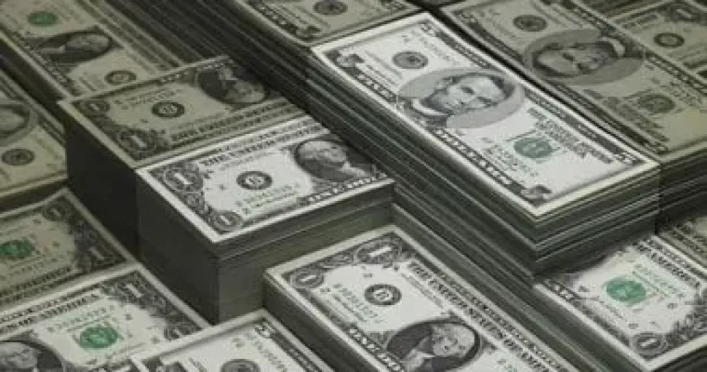 سعر الدولار في البنوك المصرية اليوم 3 يناير 2026