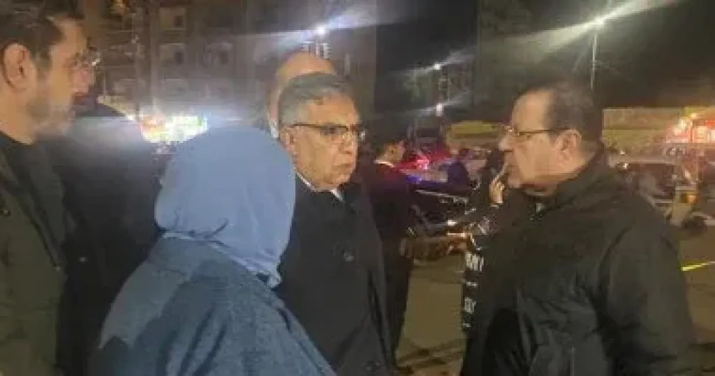 محافظ الدقهلية يتفقد إصلاح تسرب مياه بشارع قناة السويس