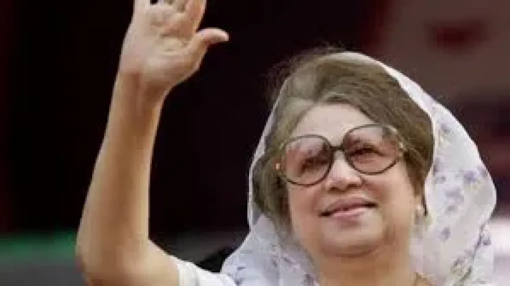 بنجلاديش تودّع خالدة ضياء بجنازة رسمية مهيبة وحشود ضخمة فى دكا