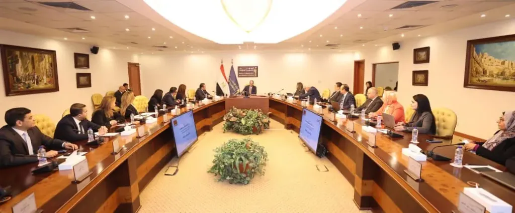 وزارة الاتصالات وأورنچ مصر توقعان مذكرة تفاهم لتعزيز خدمات التشخيص عن بُعد في القرى والمناطق الحدودية