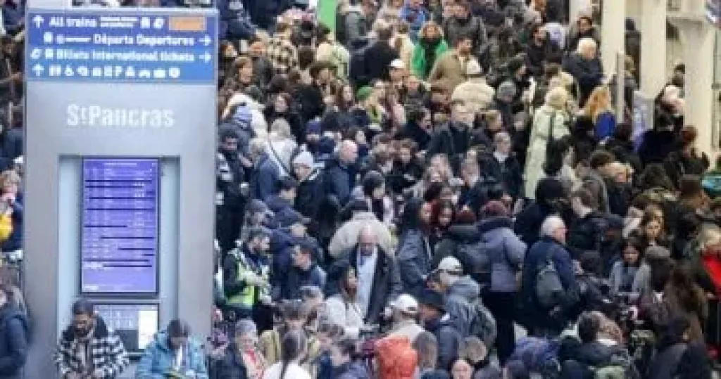 استمرار التأخيرات والإلغاءات فى رحلات القطار المغادرة من لندن إلى باقى أوروبا