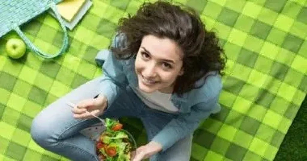 أطعمة ومشروبات أضفها لنظامك الغذائى فى العام الجديد لتعزيز مناعتك