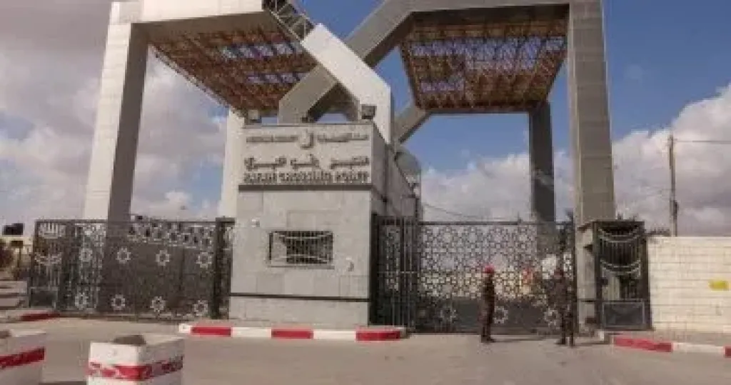 إعلام إسرائيلي: الاحتلال يبدأ الاستعداد لفتح معبر رفح من الجانب الفلسطينى