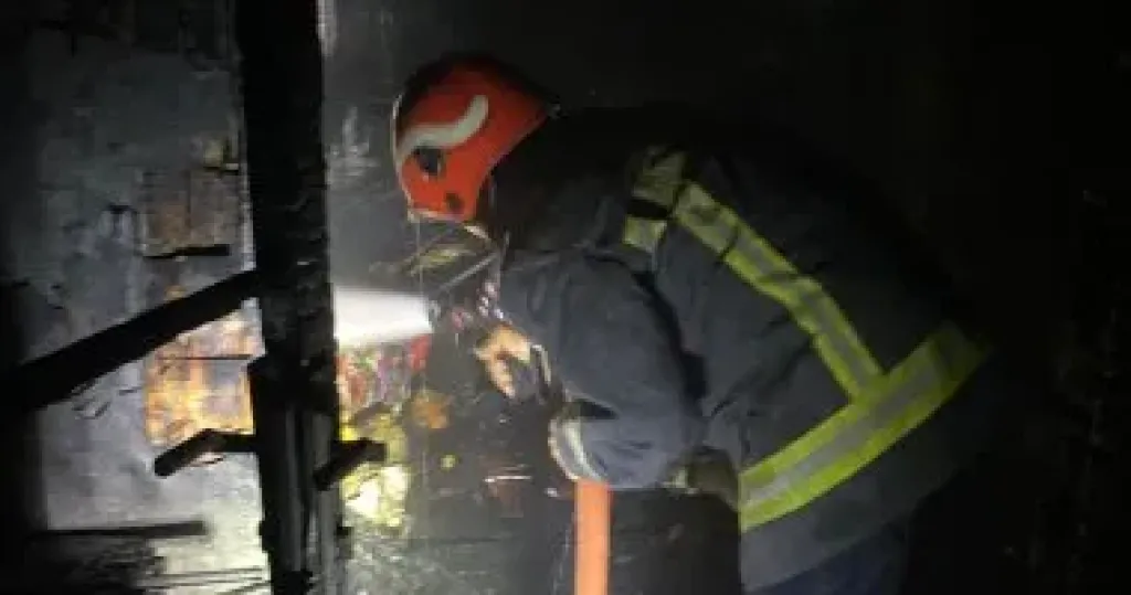 السيطرة على حريق في مكتب إداريين بمصنع غزل 1 في شركة غزل المحلة