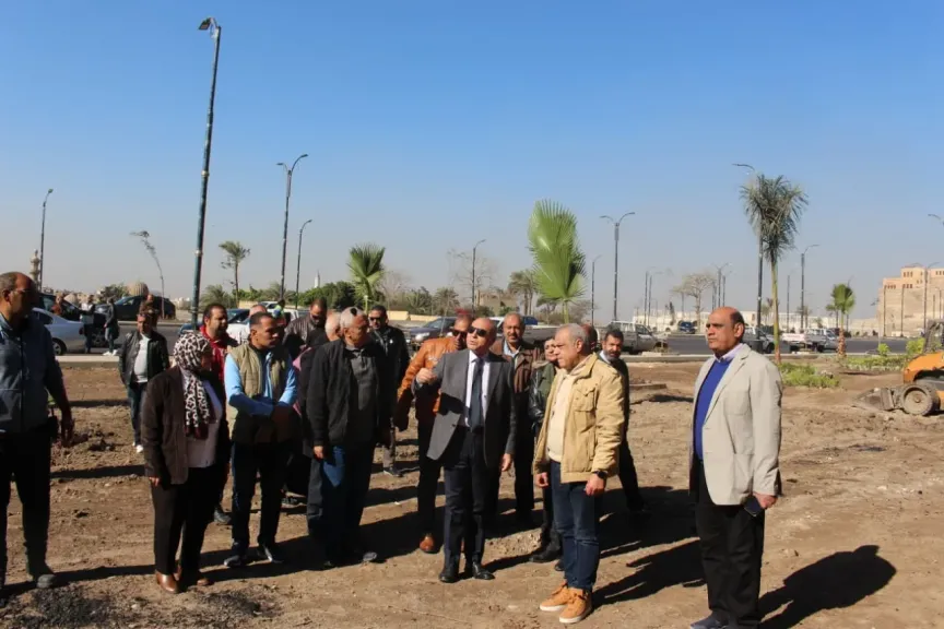 جولة تفقدية لمحافظ القاهرة بمنطقة السيدة عائشة للاطلاع على أعمال التطوير الجارية