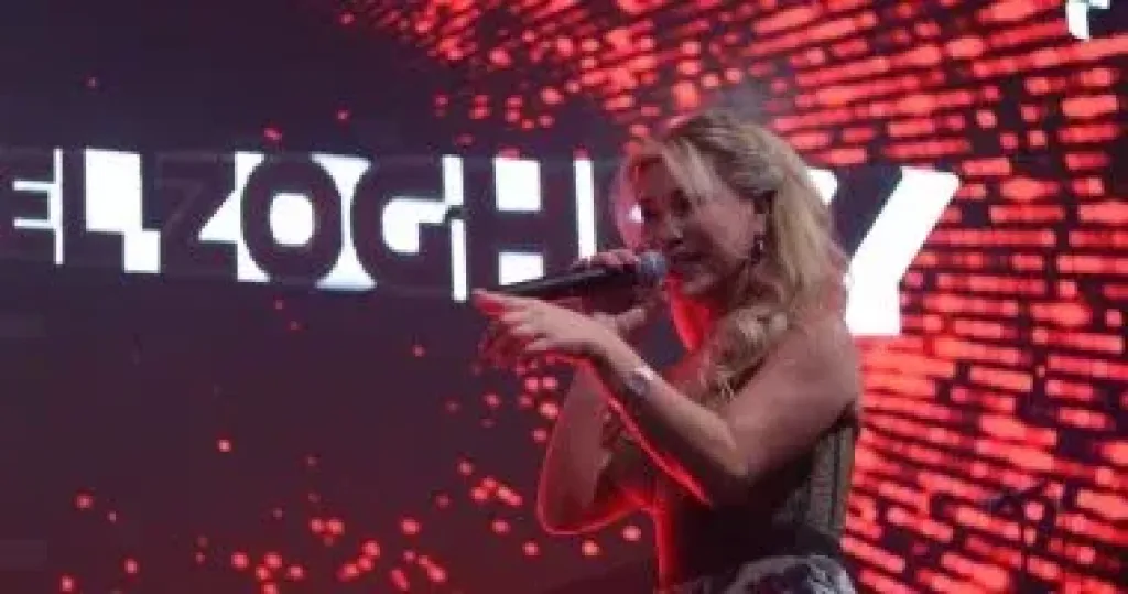 نوال الزغبى خلال حفلها بالقاهرة: مصر أم الدنيا وبلدى التانى وبعشق المصريين