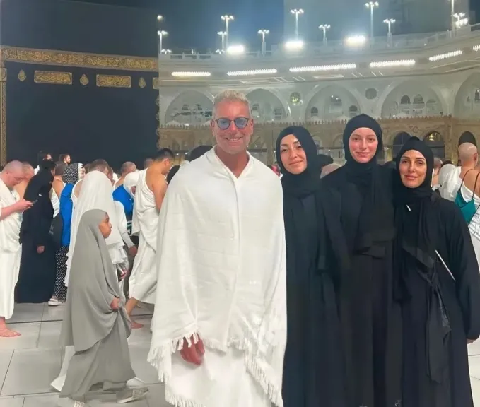 فنانين بدأوا العام الجديد 2026 بأداء مناسك العمرة