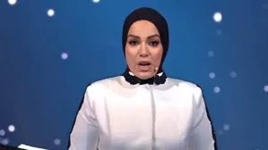 بعد تسلمها كارنيه عضوية مجلس النواب، من هي الإعلامية آية عبد الرحمن؟