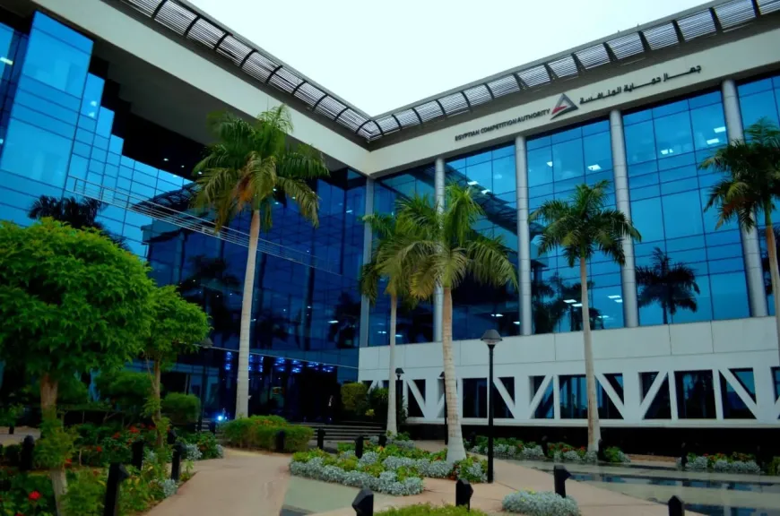 حماية المنافسة يثبت مخالفة 18 مدرسة في سوق الزي المدرسي| تفاصيل