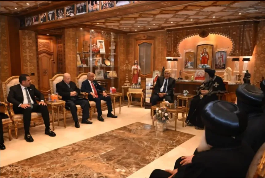 رئيس مجلس الشيوخ يُقدم التنهئة لقداسة البابا تواضروس الثاني بمناسبة عيد الميلاد المجيد|صور