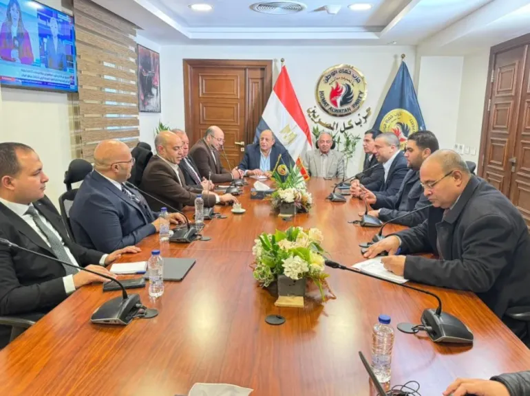 غرفة عمليات حماة الوطن تتابع أعمال الفرز في الدوائر الملغاة من المرحلة الأولى