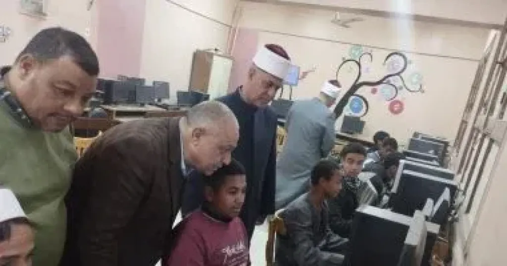أولى ثانوي أزهري يؤدون امتحان البرمجة والذكاء الاصطناعي عبر منصة Sprix اليابانية