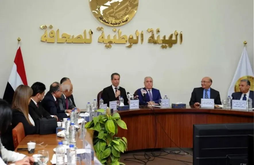 جانب من توقيع البر توكول 