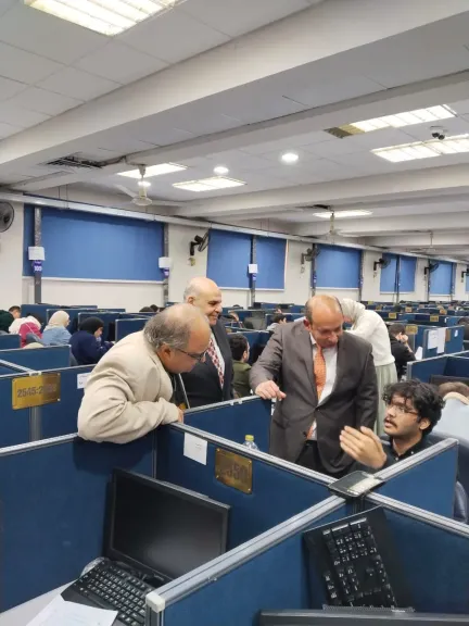 عميد طب قصر العيني يتفقد امتحانات الفرقة الثانية