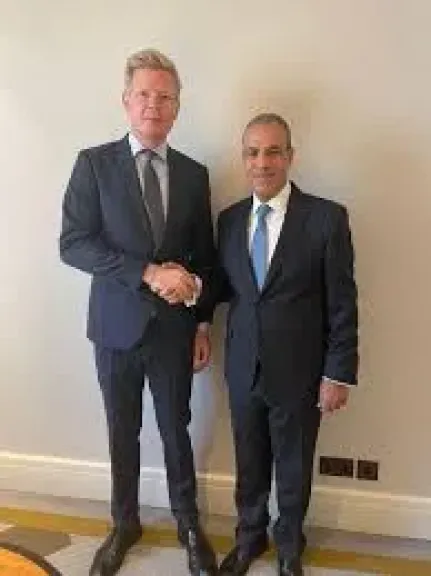 وزير الخارجية يؤكد للمبعوث الأممى الخاص إلى اليمن ضرورة تثبيت التهدئة وخفض التصعيد