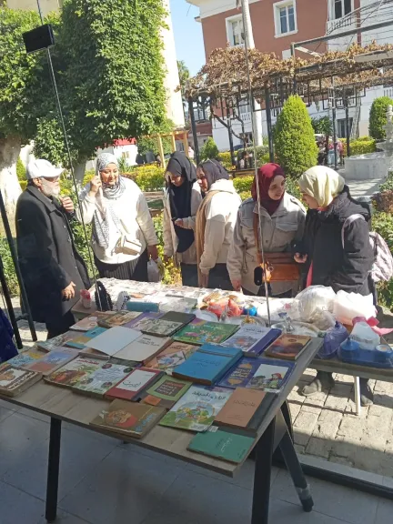 محافظ أسيوط يؤكد دعم وتشجيع الحرفيين لتسويق المنتجات اليدوية