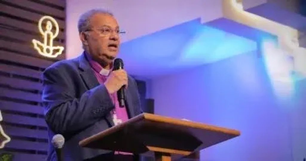 رئيس الطائفة الإنجيلية يشارك في احتفال عيد الميلاد بكنيسة مصر الجديدة