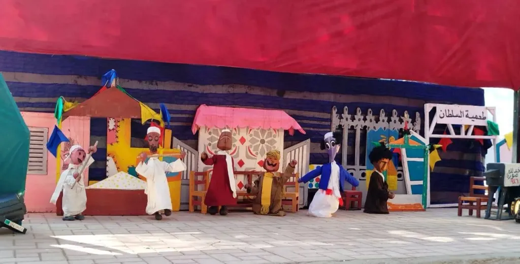 بإقبال كبير.. أوبريت ”الليلة الكبيرة” يصل منفلوط ضمن فعاليات مشروع المواجهة والتجوال