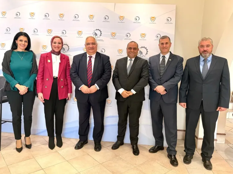 وفد «البترول» يبحث في نيقوسيا ربط الغاز القبرصي بالتسهيلات المصرية