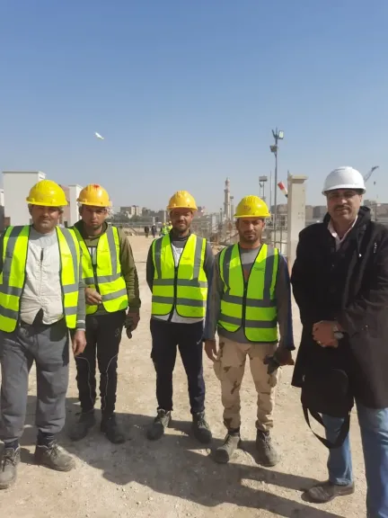 مديريه العمل باسيوط تقوم بتوعيه العمال واتفتيش علي المواقع الانشائية