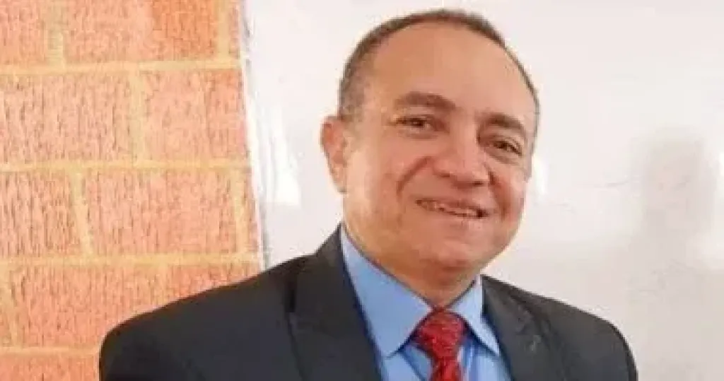 مصرع رئيس مركز الداخلة وإصابة سائقه فى حادث انقلاب سيارة بالوادى الجديد