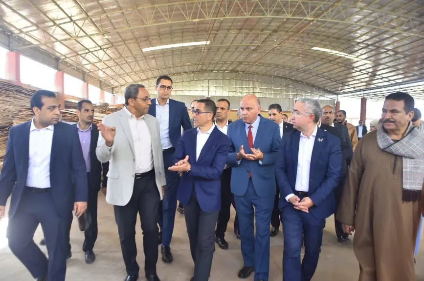 الخطيب: أهمية تشجيع المنتج المحلي وتعميق الصناعة المصرية في مختلف المحافظات