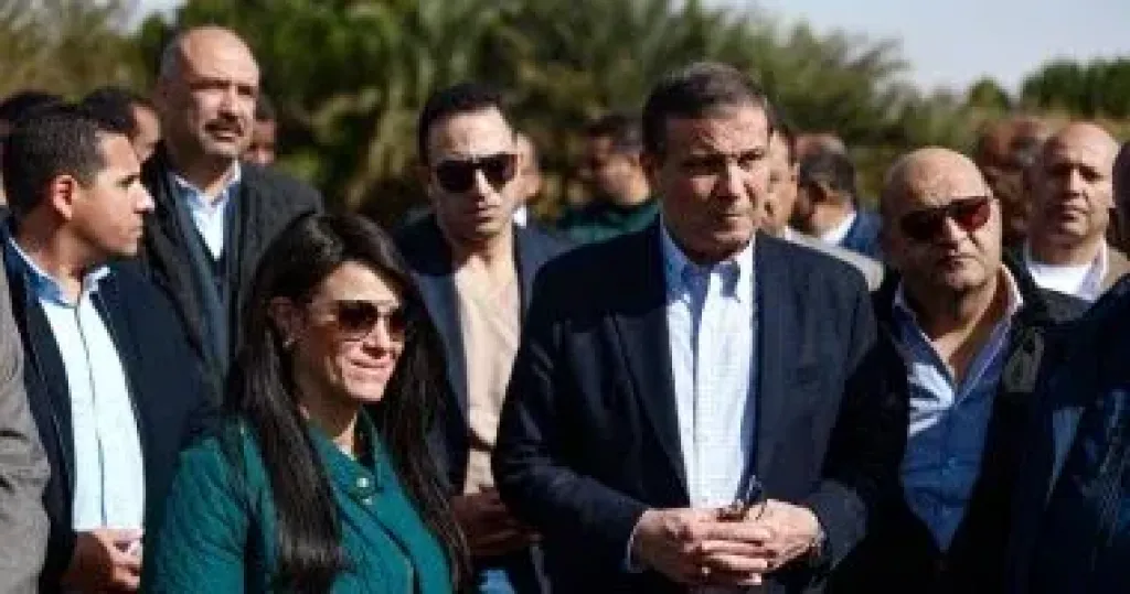 وزير الزراعة يوجه رسالة طمأنة للمزارعين: نحن معكم في الحقل