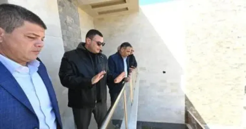 وزير الإسكان يتفقد تطوير قرى مارينا ومشروع البوغاز لتوصيل المياه للبحيرة