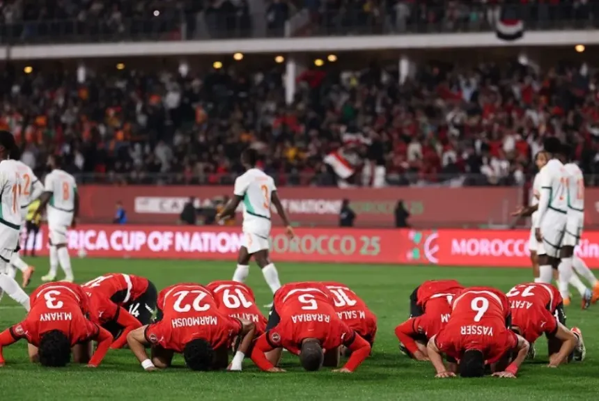 الشوط الأول.. منتخب الفراعنة يحكم قبضته بثنائية أمام كوت ديفوار في ربع نهائي أمم إفريقيا 2025| صور