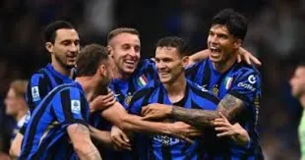 قمة الدوري الإيطالي.. إنتر ميلان المتصدر يواجه حامل اللقب نابولي