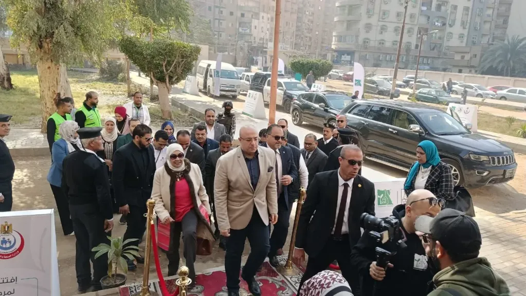 بحضور محافظ بني سويف. . «مصر الخير» تنفذ يوماً صحياً متكاملاً لخدمة الأهالي