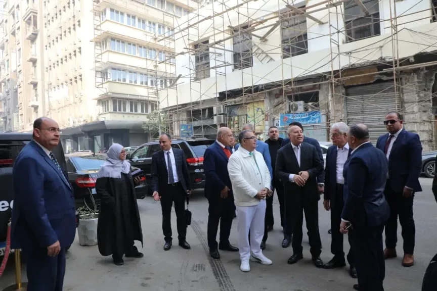 جولة لمستشار رئيس الجمهورية للتنمية المحلية ومحافظ العاصمة بمنطقة القاهرة التاريخية