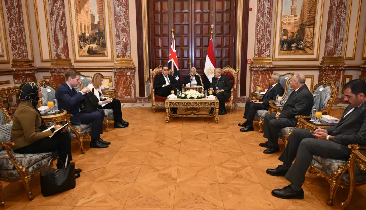 المستشار عصام فريد يستقبل ميلتون ديك رئيس مجلس النواب الأسترالي والوفد المرافق له |صور