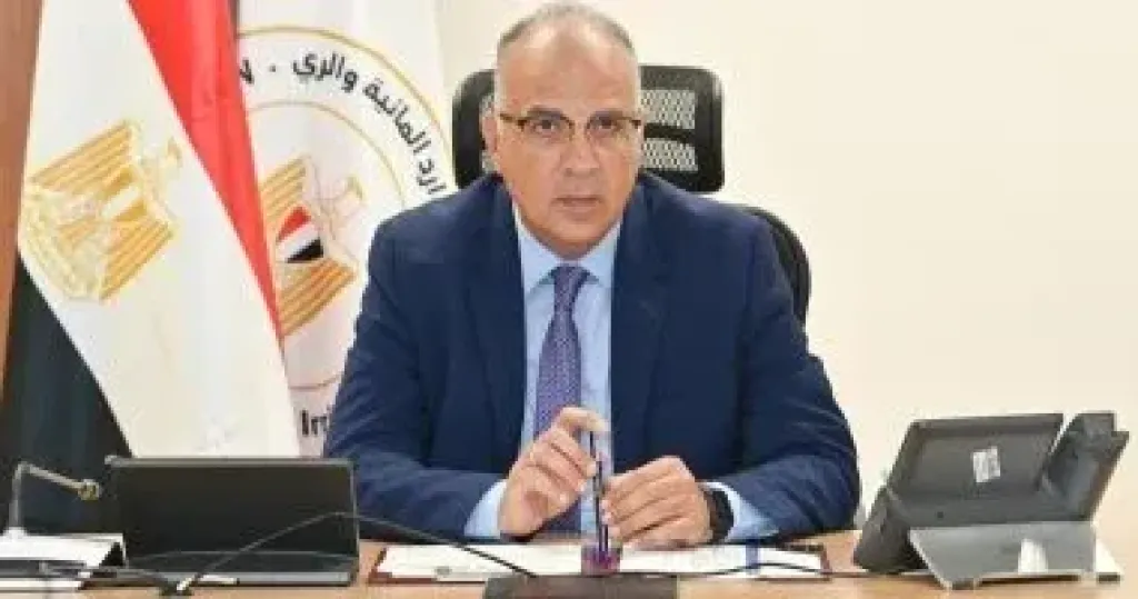 وزير الرى: دراسة متكاملة عن الوضع الحالى للكوادر البشرية من الفنيين