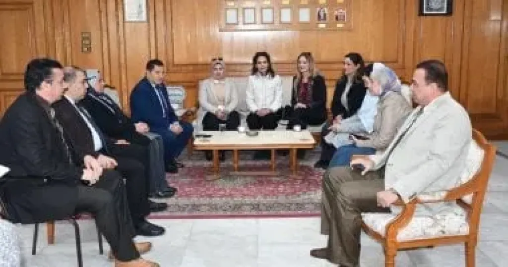 جامعة العاصمة تستضيف وفد مشروع الماجستير الدولي في التكنولوجيا المالية