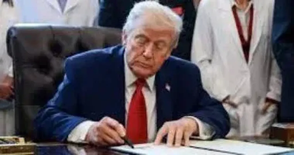 يضم 15 فلسطينيا ووزير بلغارى.. ترامب يستعد لإعلان تفاصيل مجلس سلام غزة