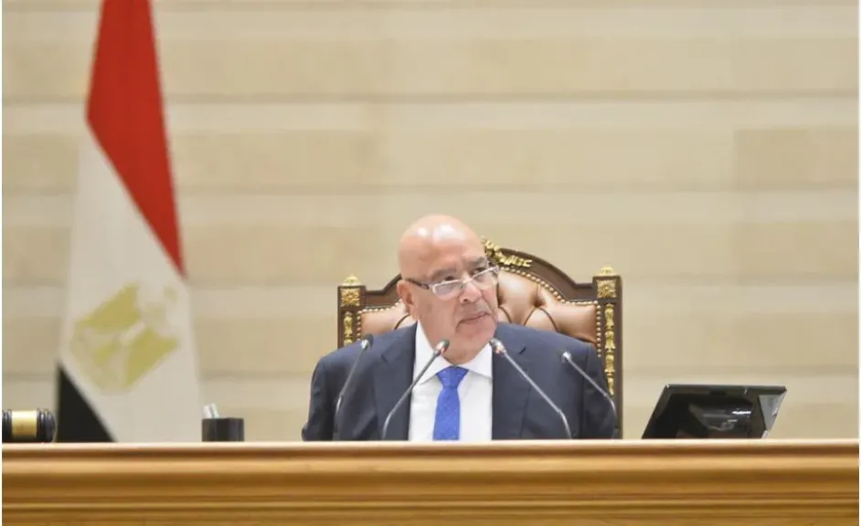 رئيس مجلس النواب يهنئ الرئيس السيسى بذكرى الإسراء والمعراج