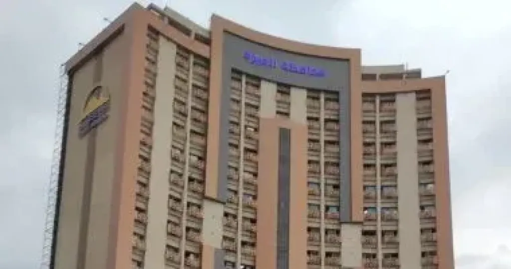 المسارات البديلة لحركة المركبات أثناء غلق الطريق الدائرى ”القوس الغربى”