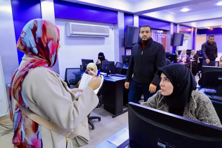 وزيرة التضامن الاجتماعي تتابع إجراء الاختبارات التحريرية الإلكترونية لاختيار مشرفي حج الجمعيات الأهلية لموسم 1447هـ - 2026م