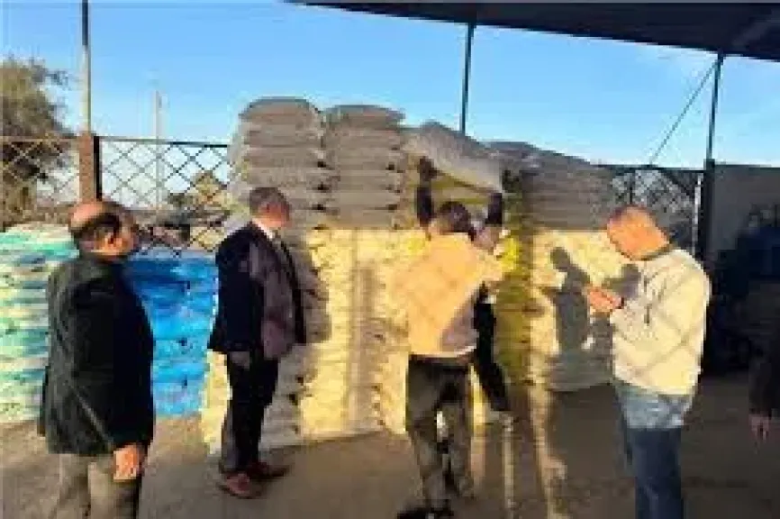 بعد ضبط 6 أطنان أسمدة بالمنيا، تعرف على العقوبة القانونية للاتجار في السلع المجهولة