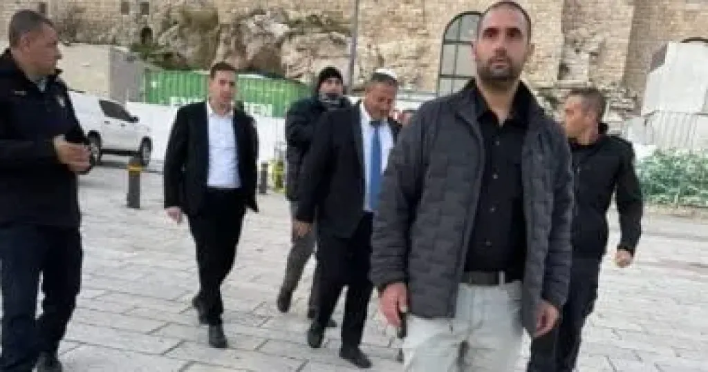 وزير الأمن القومى الإسرائيلي المتطرف بن غفير يقتحم المسجد الأقصى المبارك