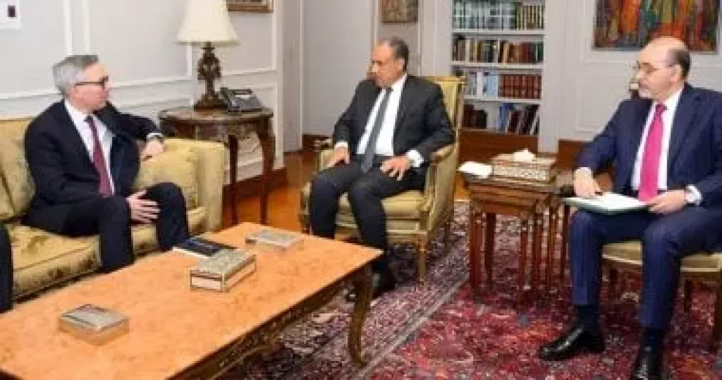 وزير الخارجية يلتقى الرئيس التنفيذى لشركة ”سكاتك” النرويجية