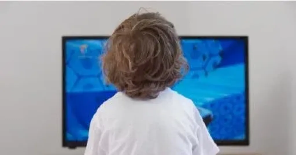 ما هو الوقت المعتدل للشاشات للأطفال فى مرحلة ما قبل المدرسة